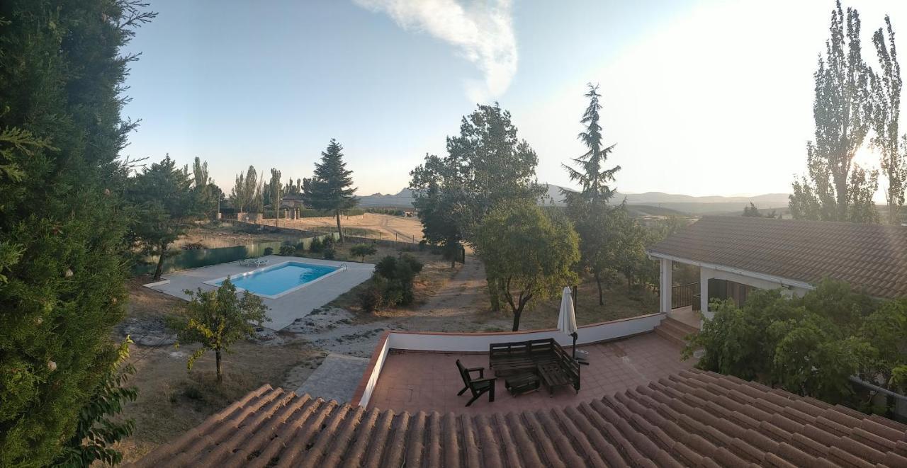 La Casa Del Ingles - Robledillo De La Jara Villa Exterior photo